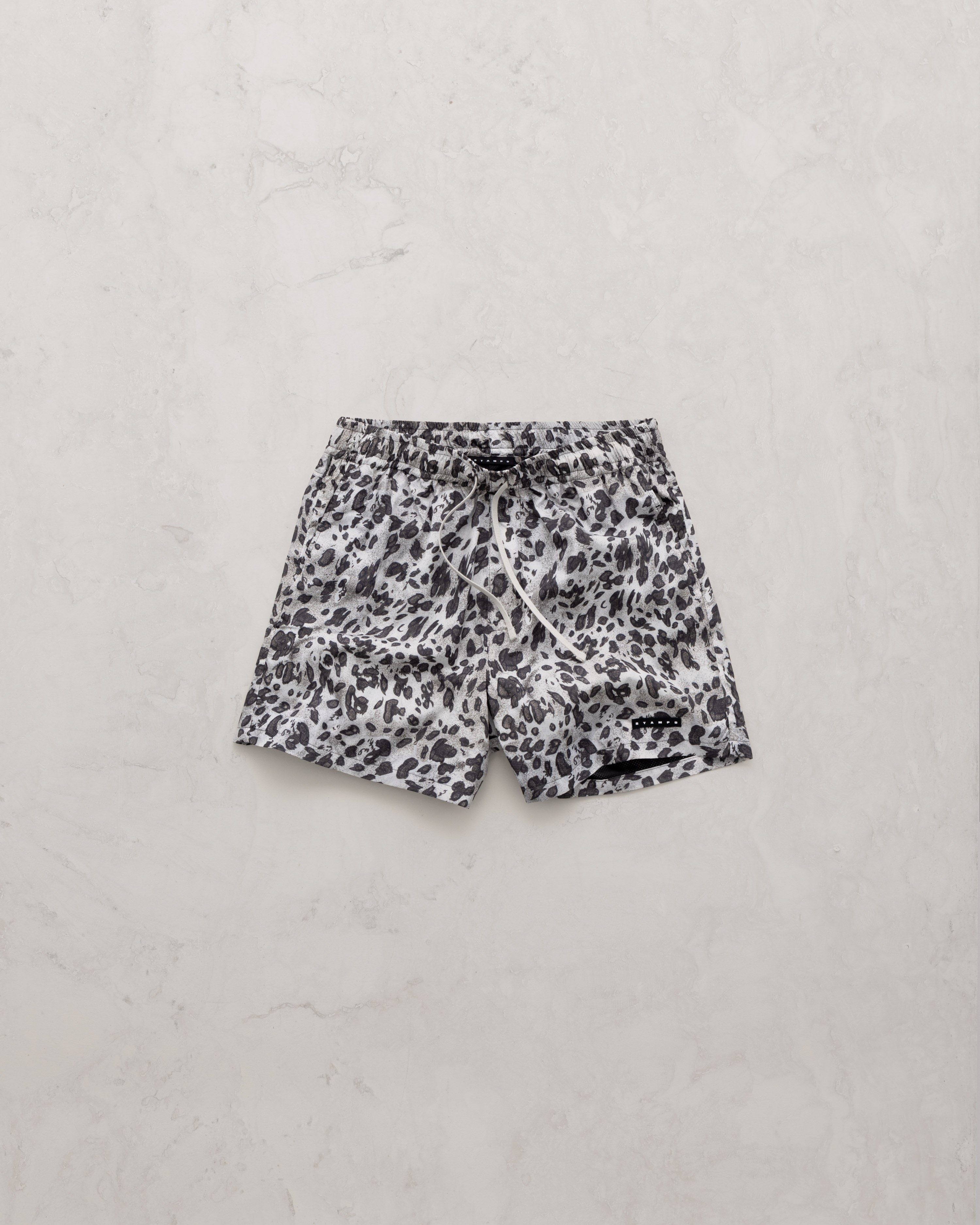 Leopard Trunk