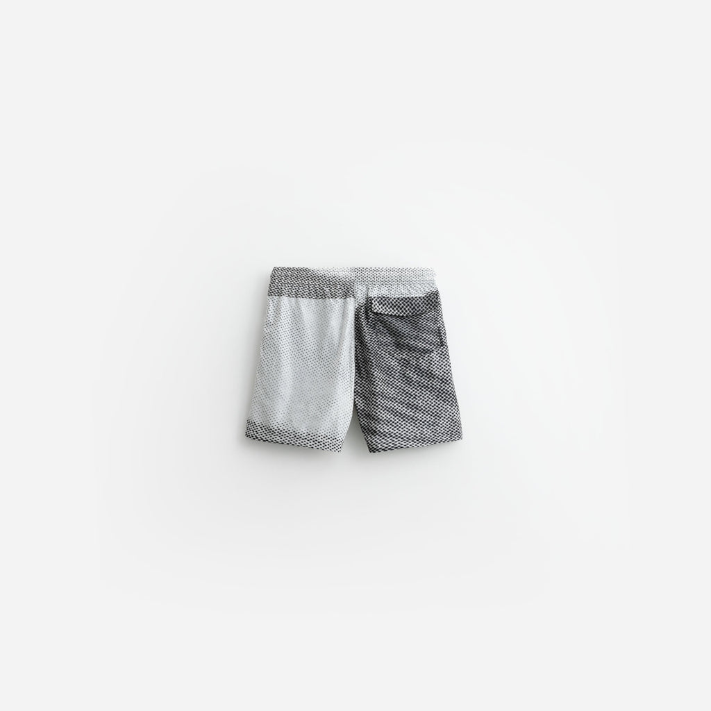 Black Wave Trunk