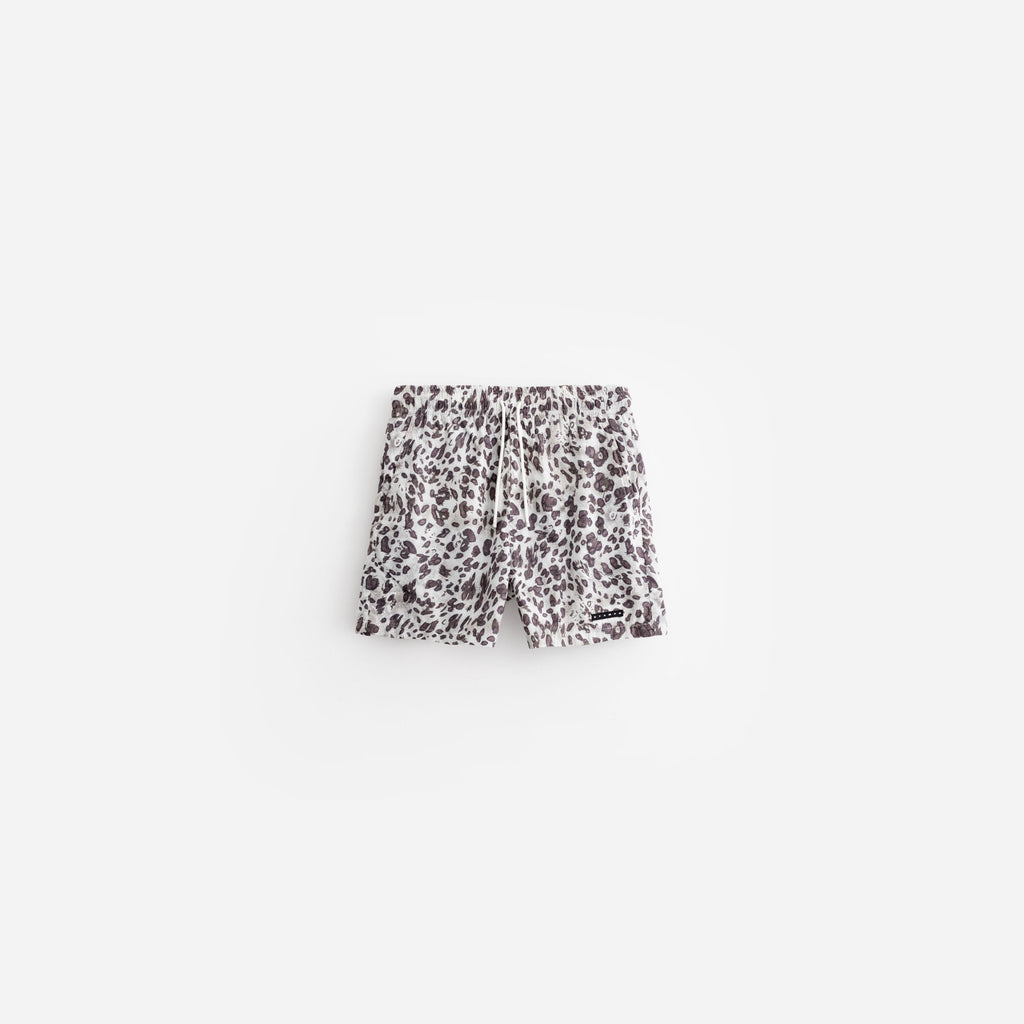 Leopard Trunk